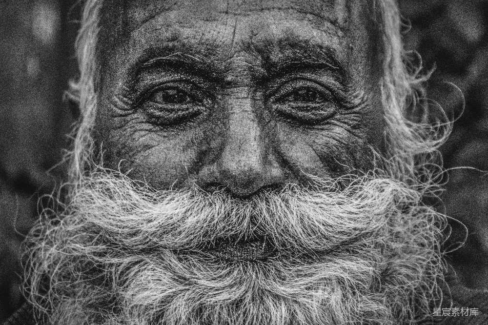 高清摄影 男人的灰度照片