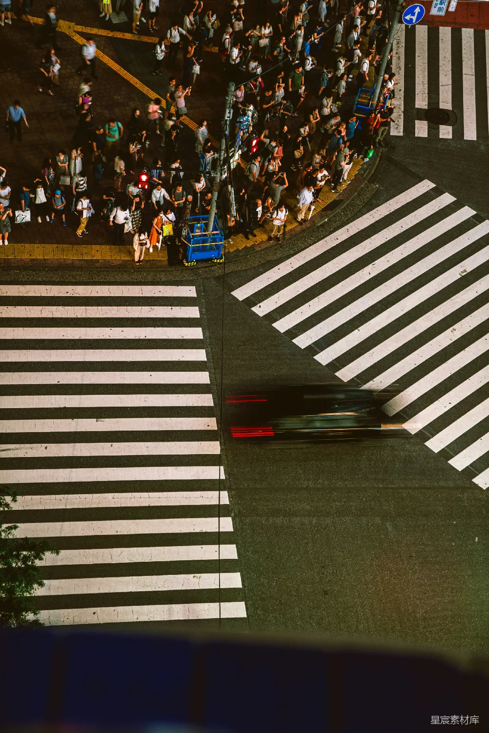 高清摄影  sidewalk上的行人