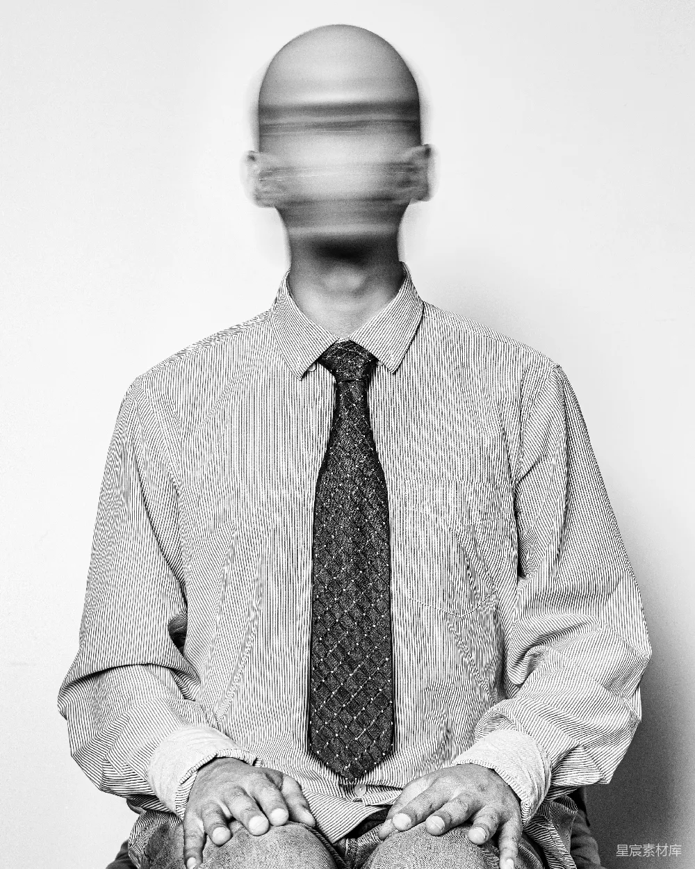 高清摄影 白衬衫穿着的男人和黑白色领带