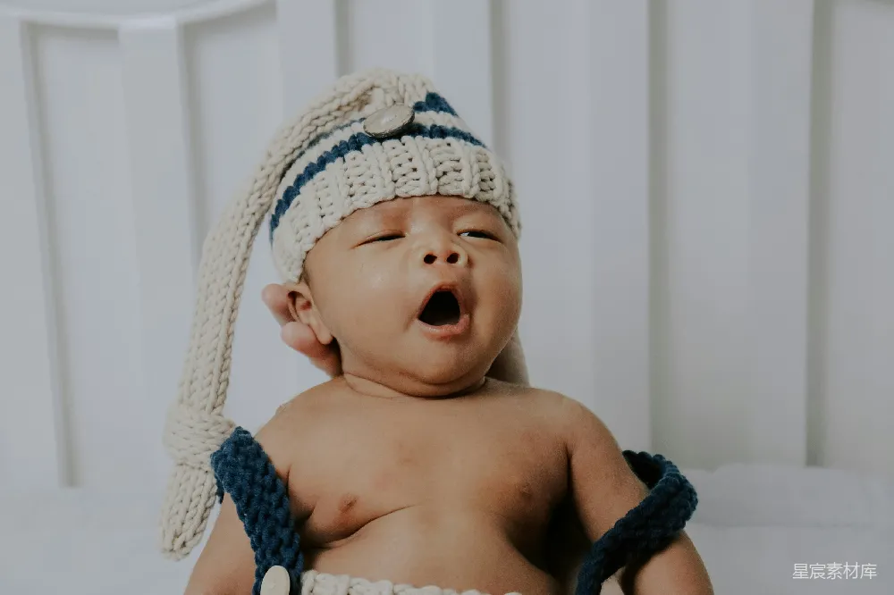 高清摄影 baby戴着白色针织帽