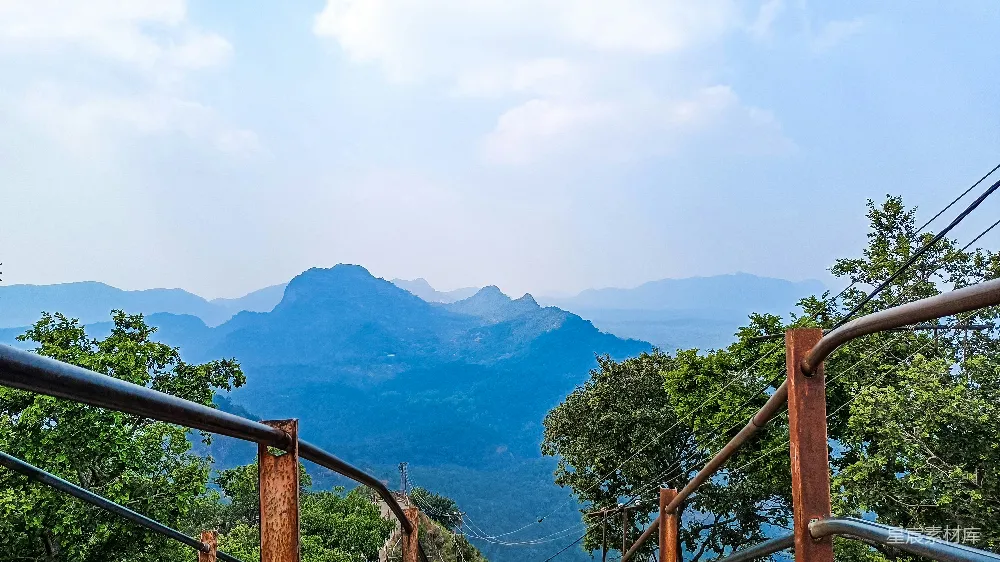 高清摄影 stairs顶部的山峦景色