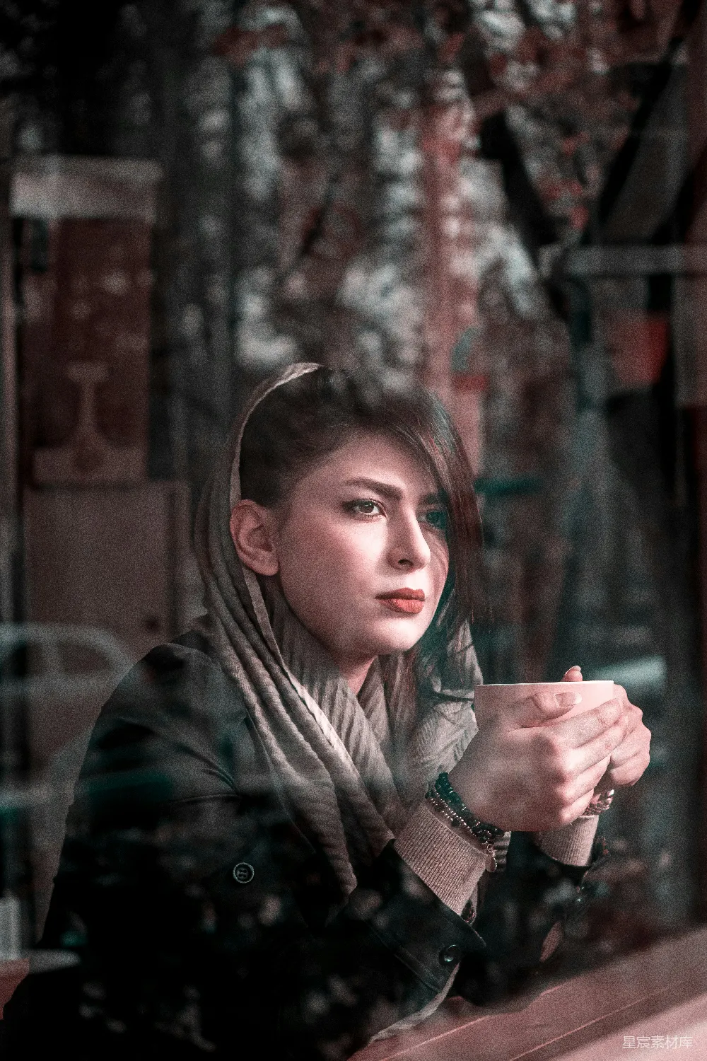 高清摄影 黑皮夹克的女人