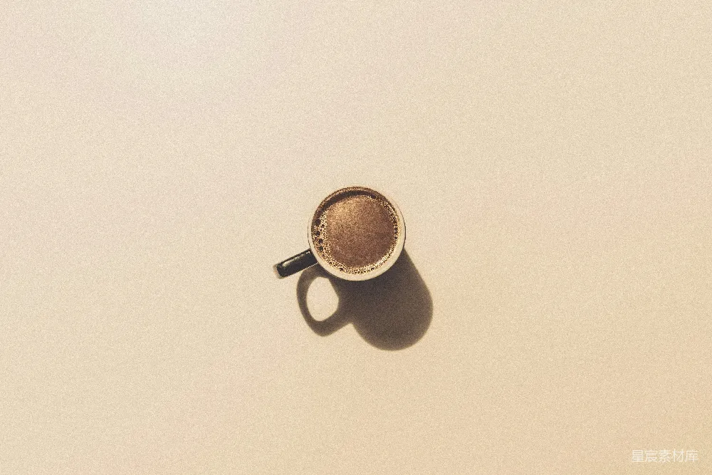 高清摄影 棕色陶瓷茶杯