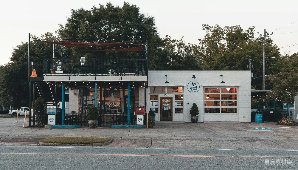高清摄影 白色与红色的店面