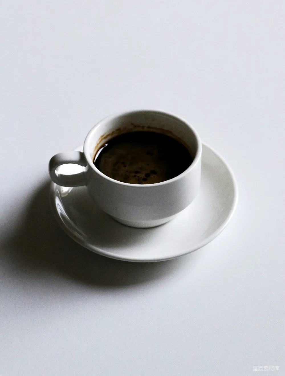 高清摄影  白色陶瓷茶杯