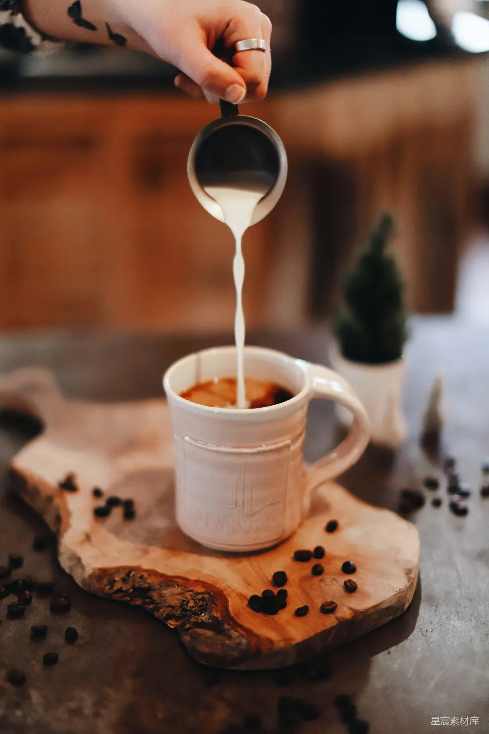 高清摄影  白色陶瓷咖啡杯