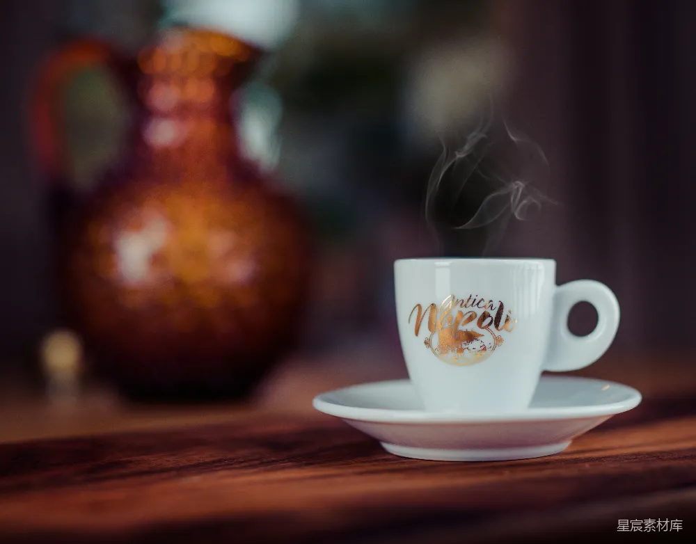 高清摄影  浅聚焦摄影的白瓷茶杯