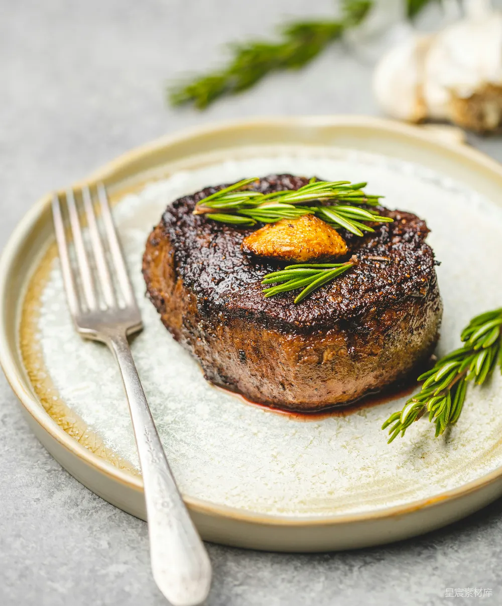 高清摄影 用叉子吃的牛肉 Steak with fork