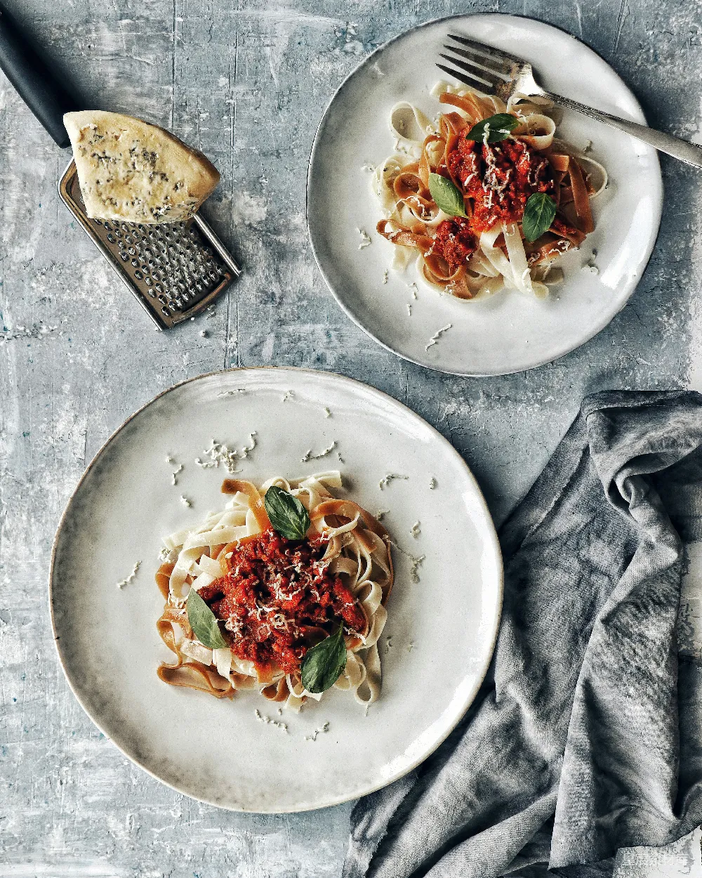 高清摄影 白瓷盘中的 pasta 碳水化合物