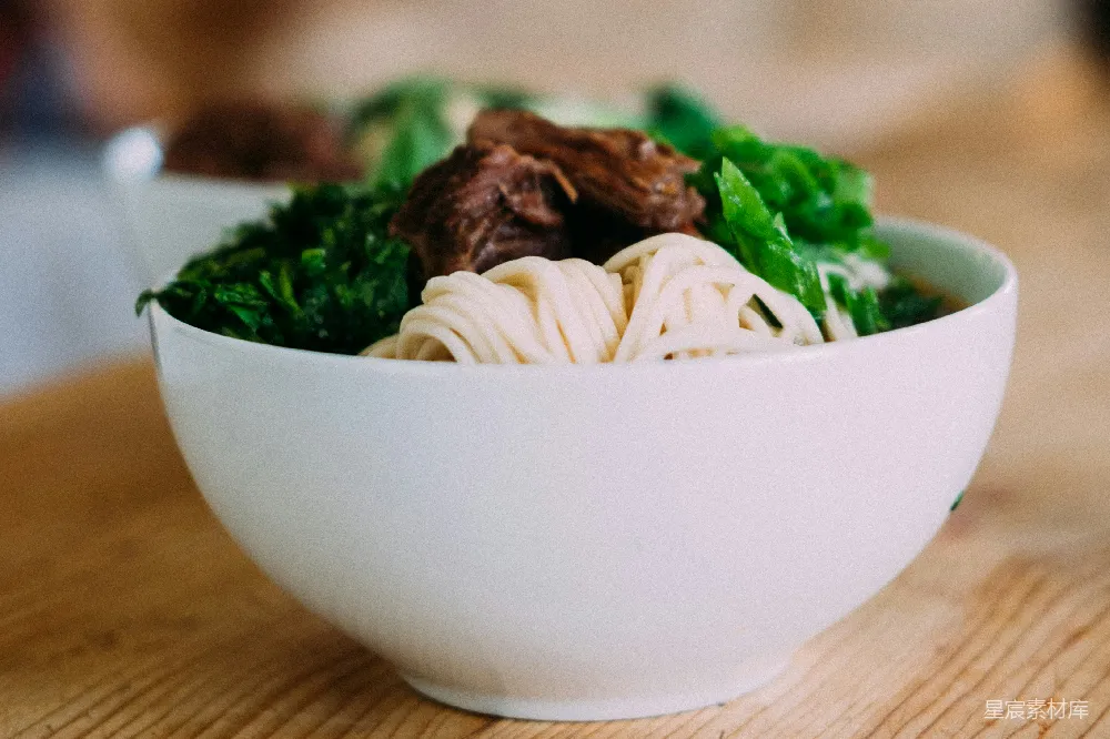 高清摄影  白瓷碗中的意大利面 dishes