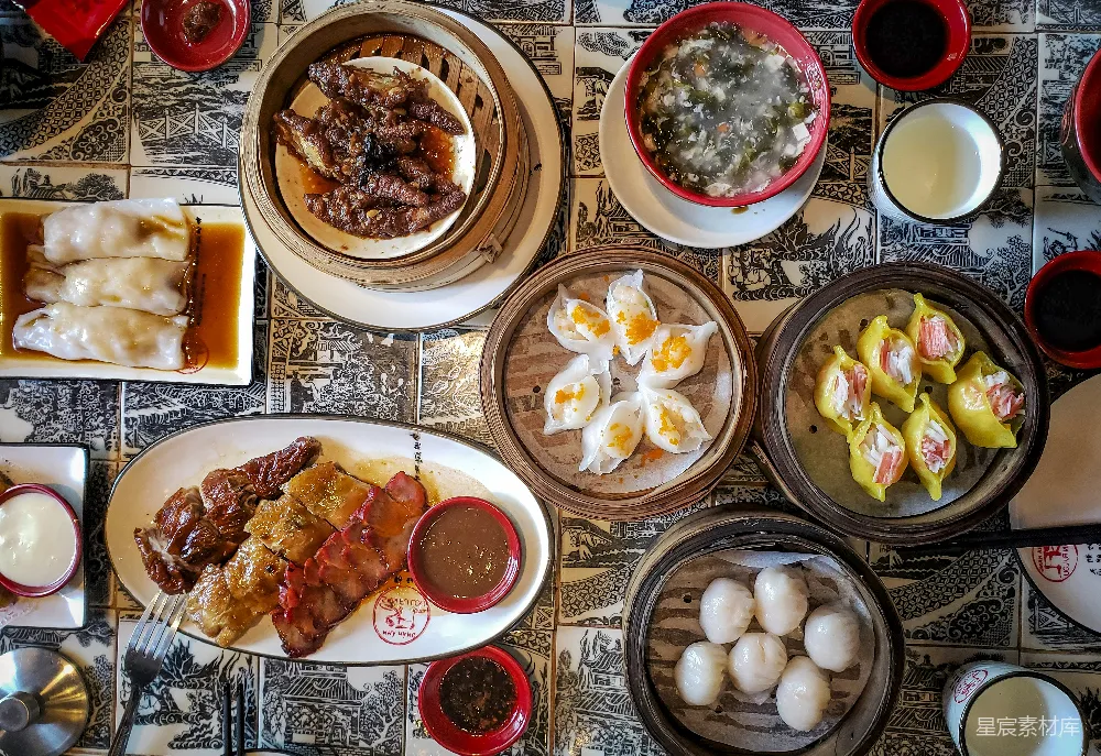 高清摄影  白瓷 plate 上煮食