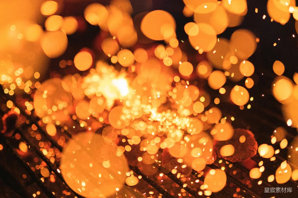 高清摄影  木制表面上的雨滴特写