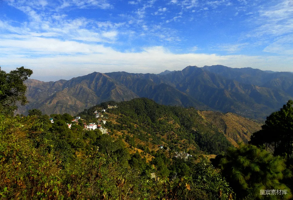 高清摄影 旅行 壁纸 自然 蓝天下的青山