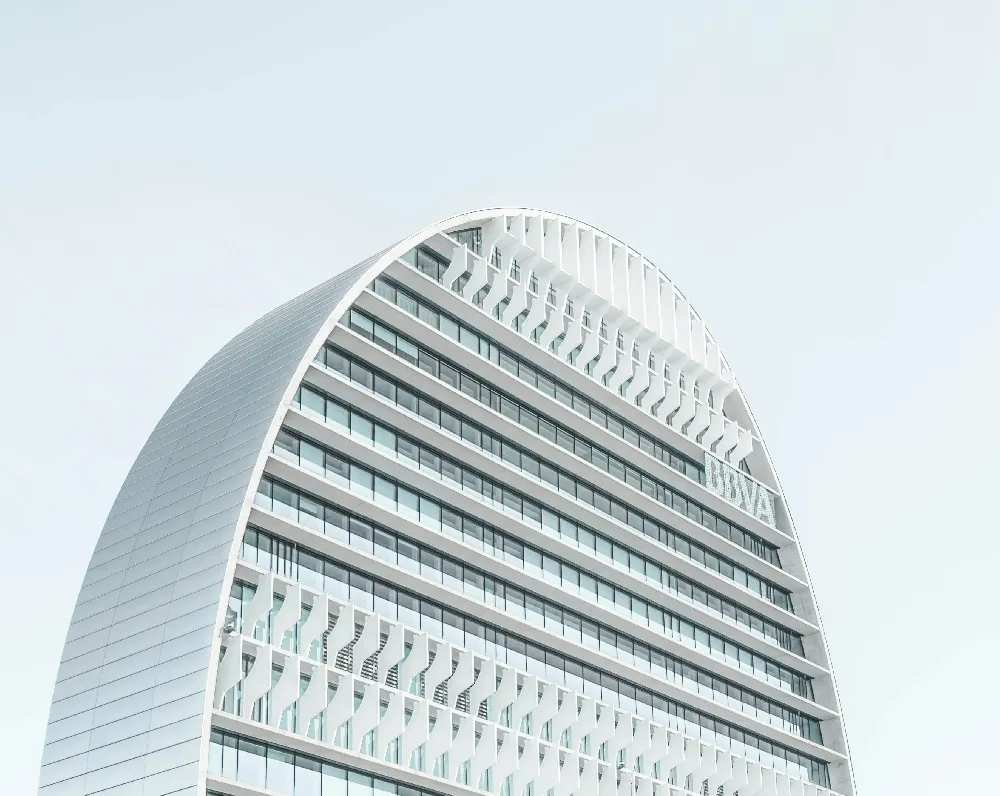 现代化拱形建筑