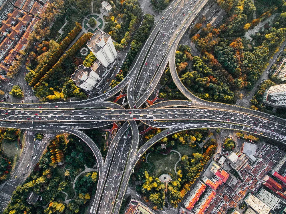 高清摄影 壁纸 混凝土道路的航拍照片