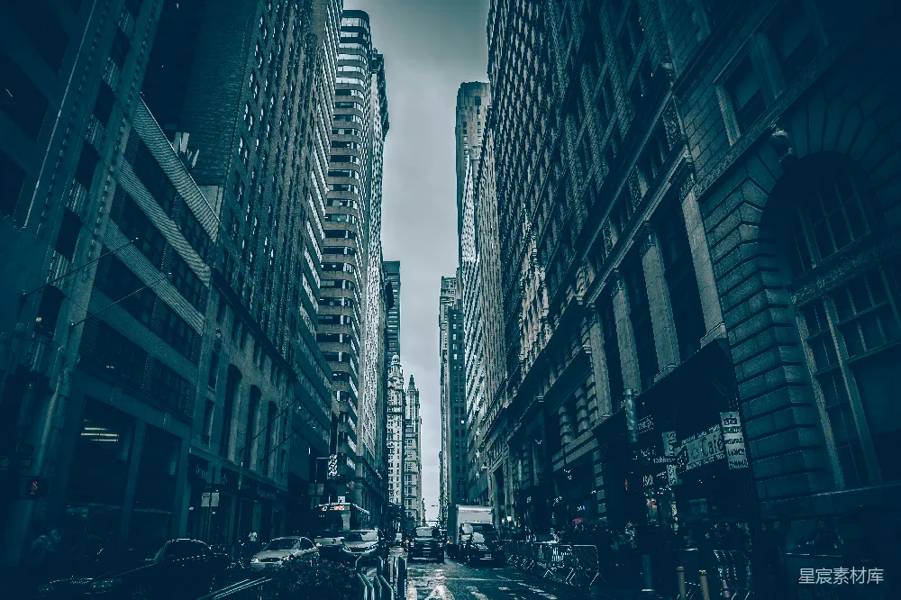 高清摄影  建筑物之间的道路车辆的肖像摄影