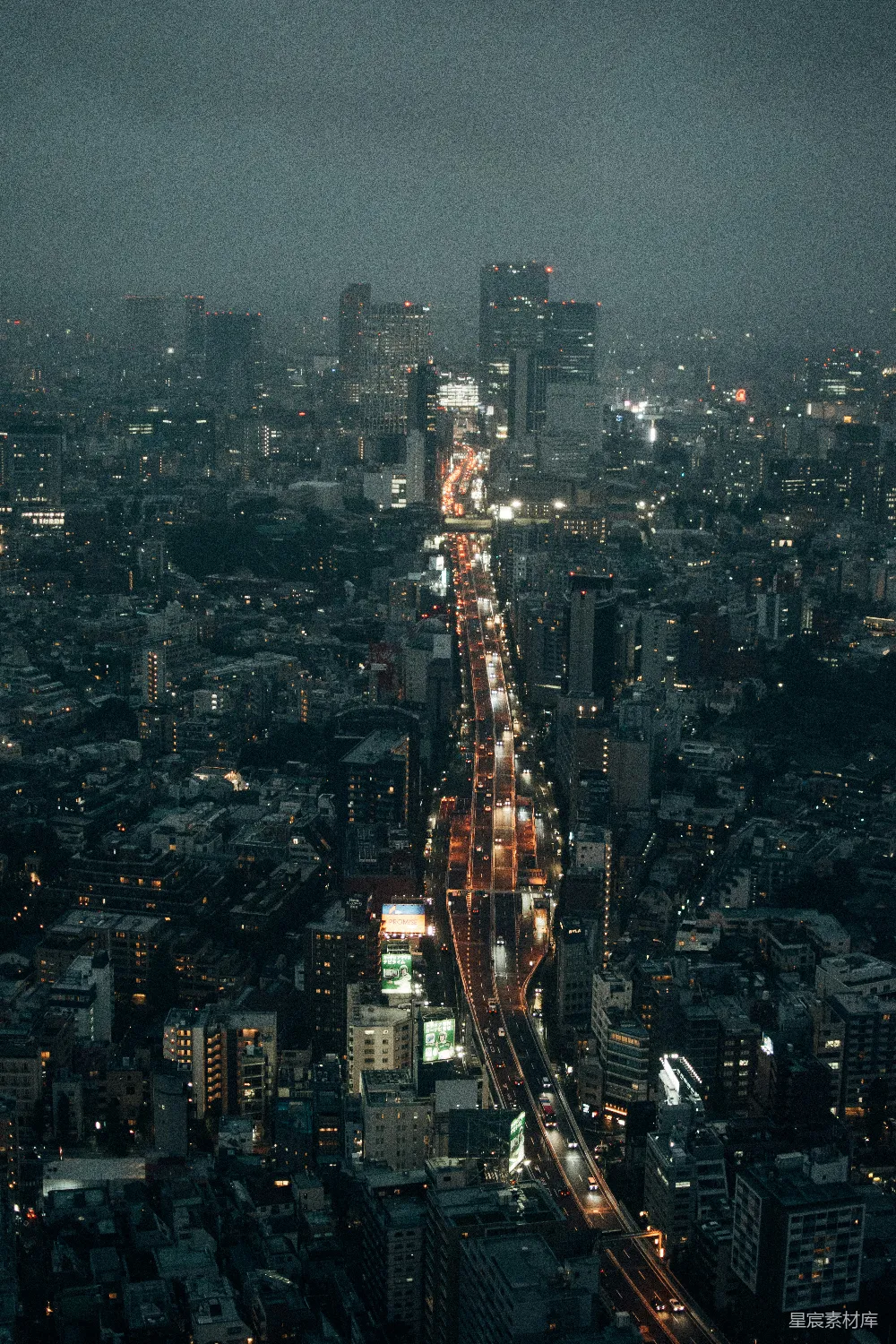 高清摄影  夜晚从高楼顶上俯瞰城市的景色