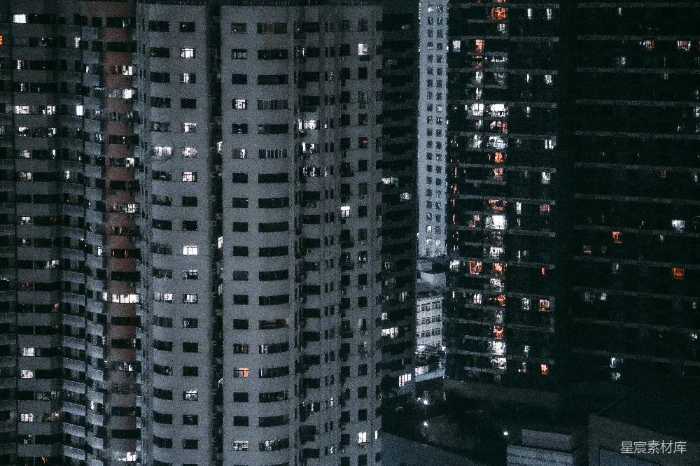 高清摄影  夜晚城市中的一群高楼大厦