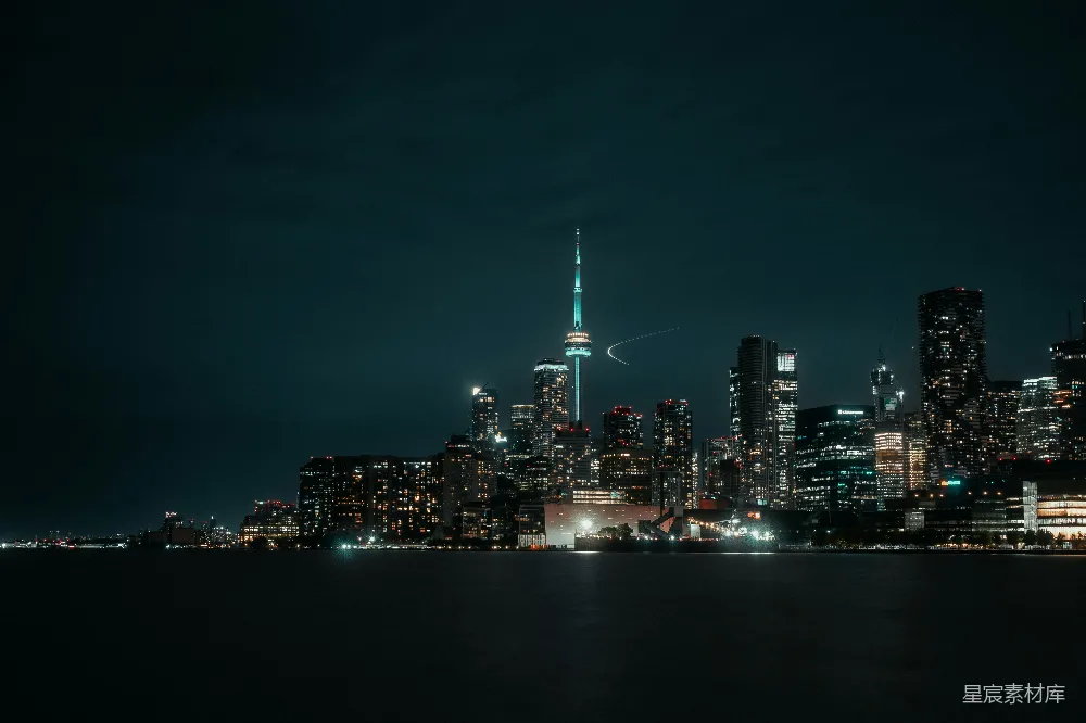 高清摄影 旅行 夜晚水面上看城市景色