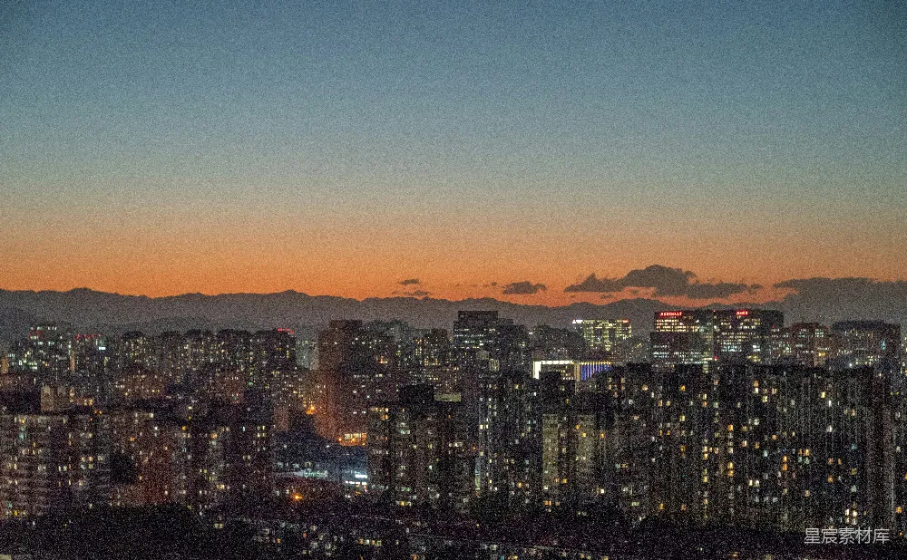 高清摄影 旅行 在山顶俯瞰城市的夜景