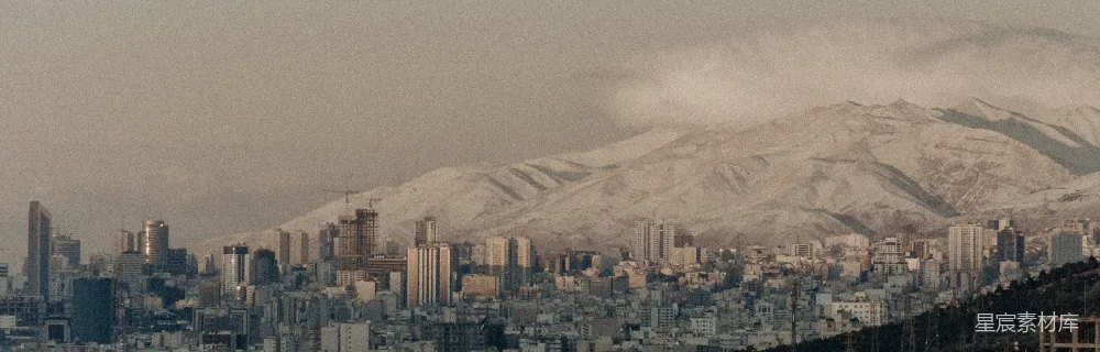 高清摄影  一座城市与背景中的山的景色