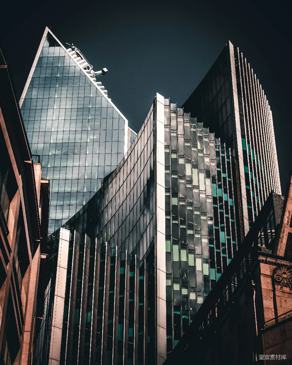高清摄影  灰色和白色塔楼建筑