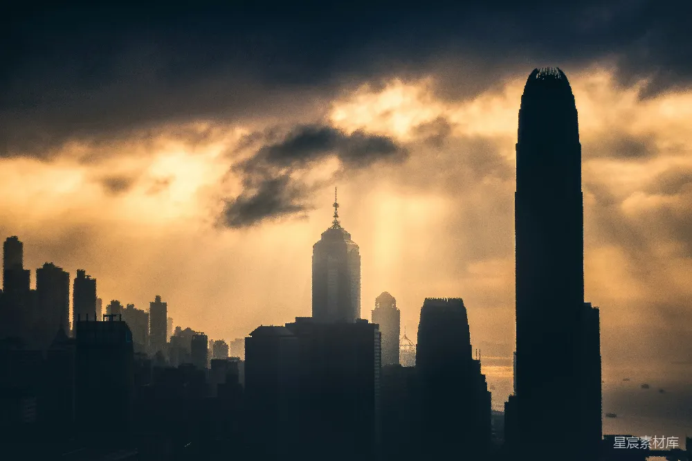 高清摄影  高耸建筑的剪影摄影在黄金时段