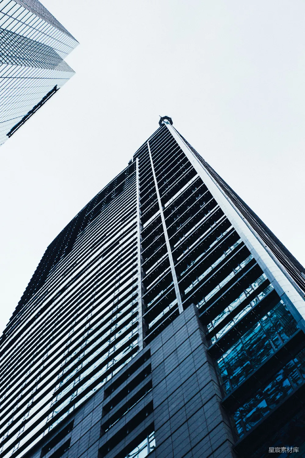 高清摄影  低角度拍摄高楼建筑
