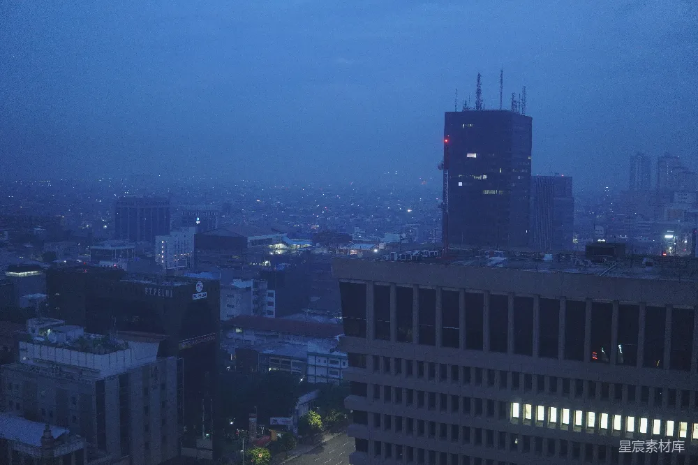 高清摄影  从建筑物顶部俯瞰夜景的城市景色