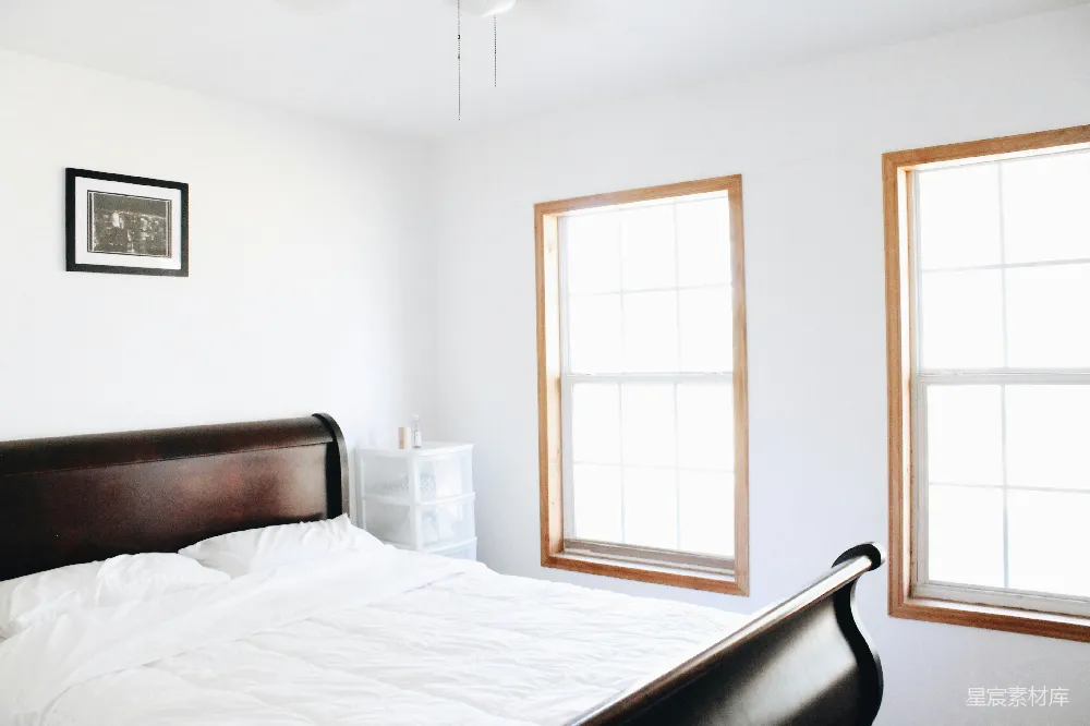 高清摄影  棕色木框玻璃窗