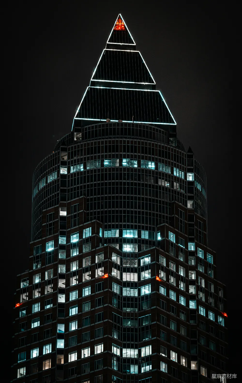 高楼夜景