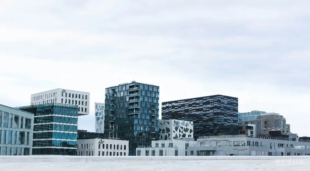 高清摄影  白天城市高层建筑的景色