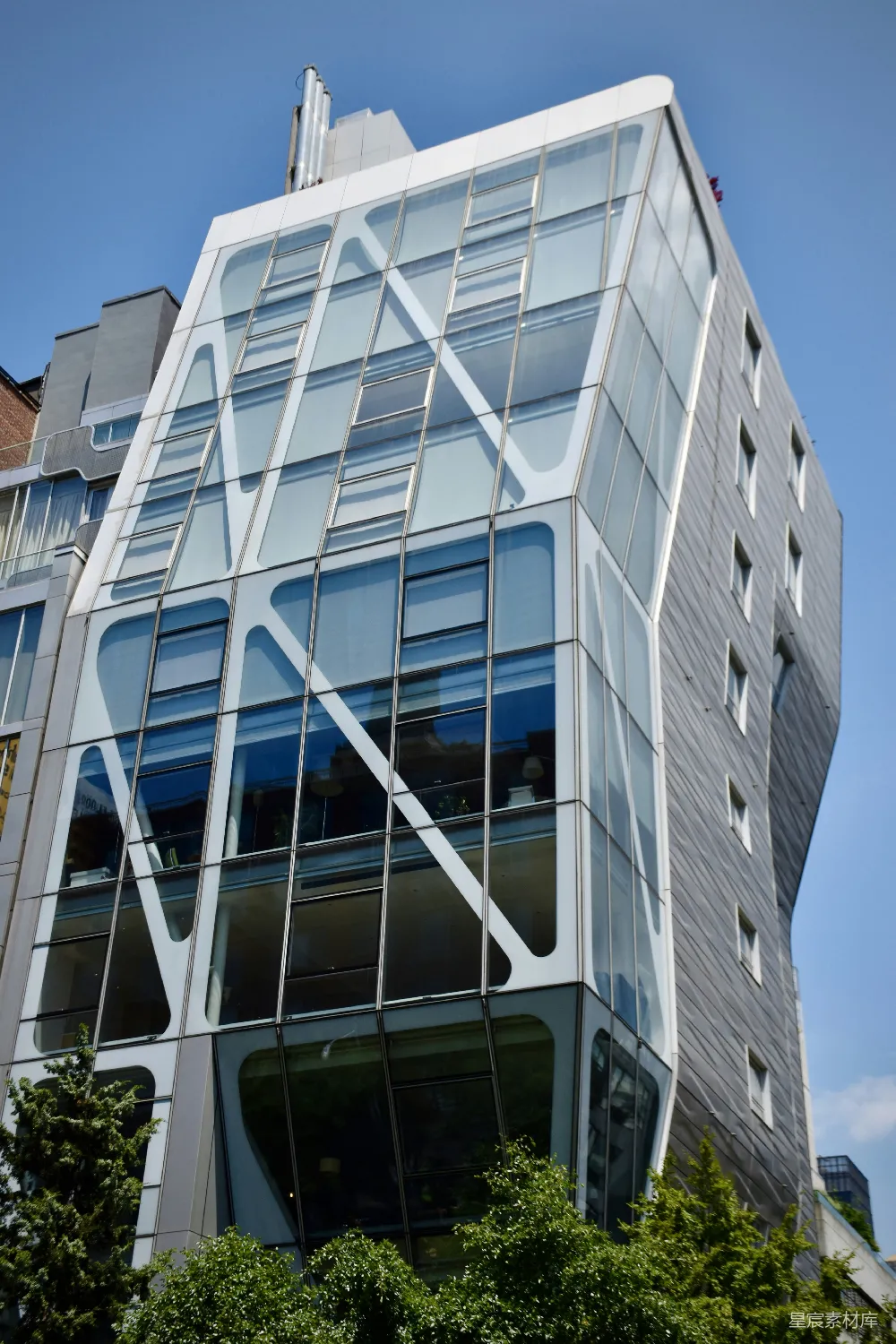 高清摄影  现代玻璃幕墙建筑，几何设计