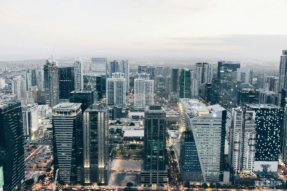 白天城市建筑的空中俯视图