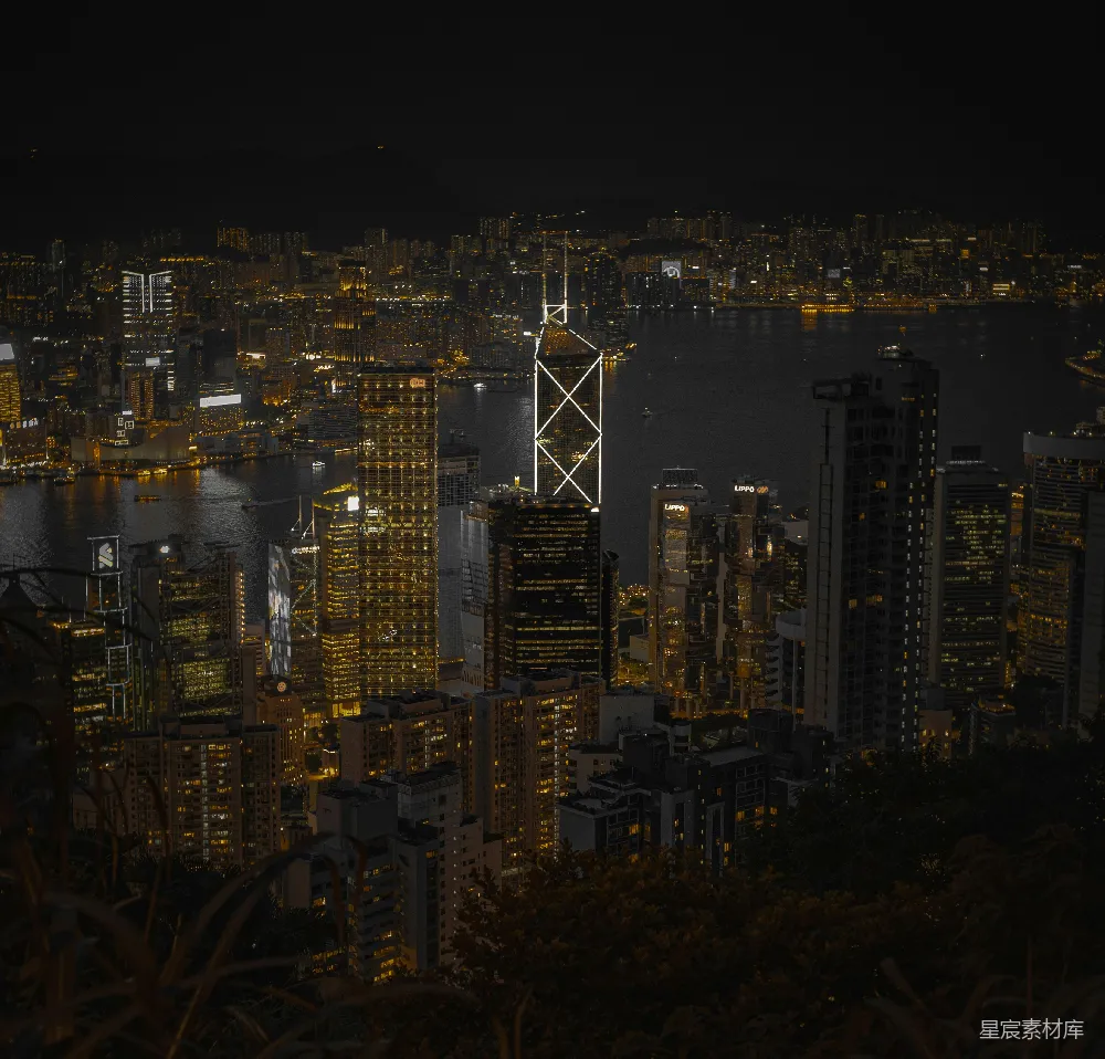 高清摄影  从山顶俯瞰夜晚的城市景色