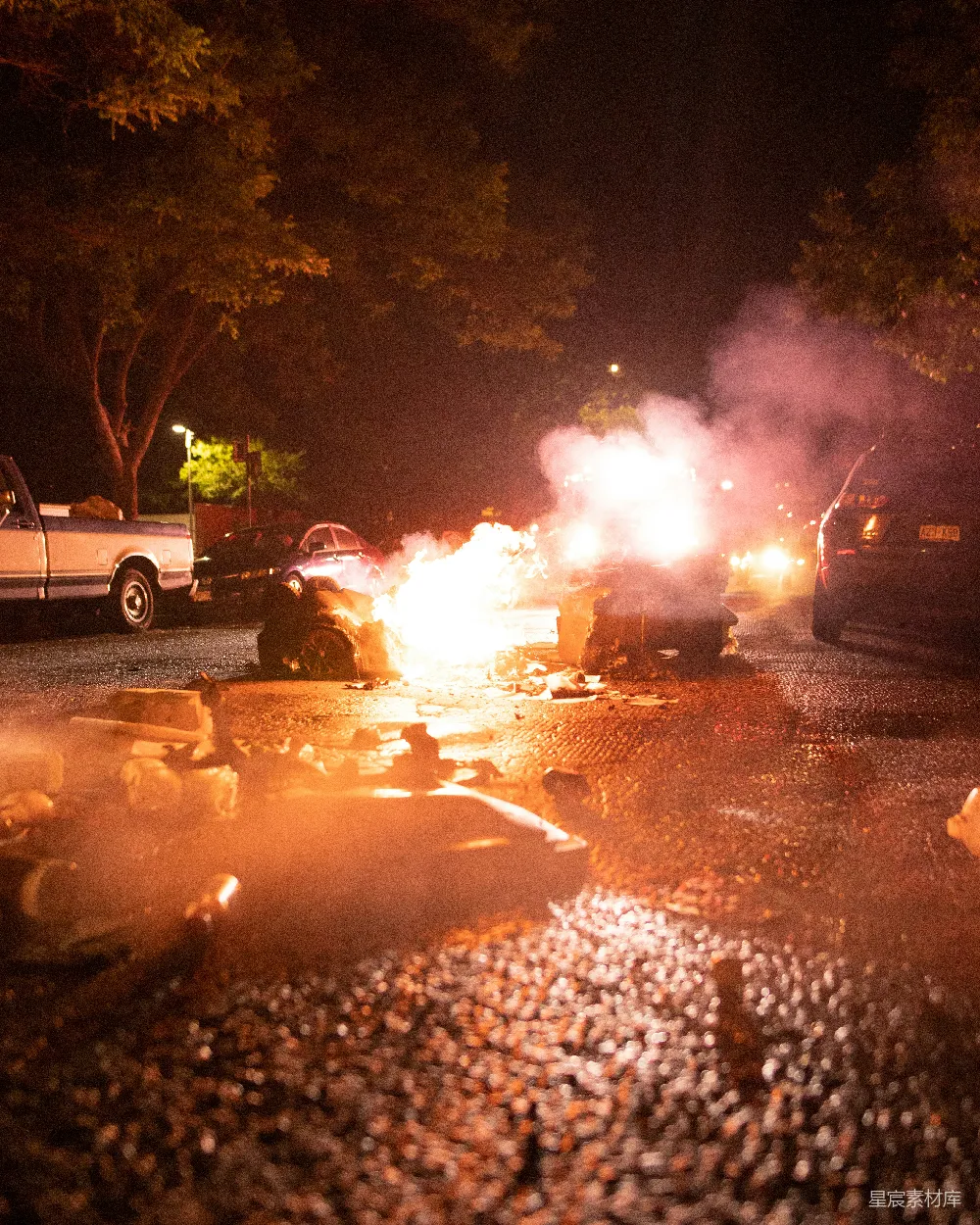 街上有火了