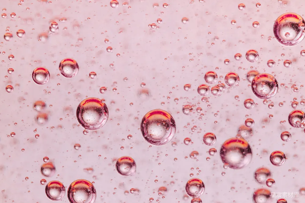高清摄影 壁纸 一张水滴的特写照片