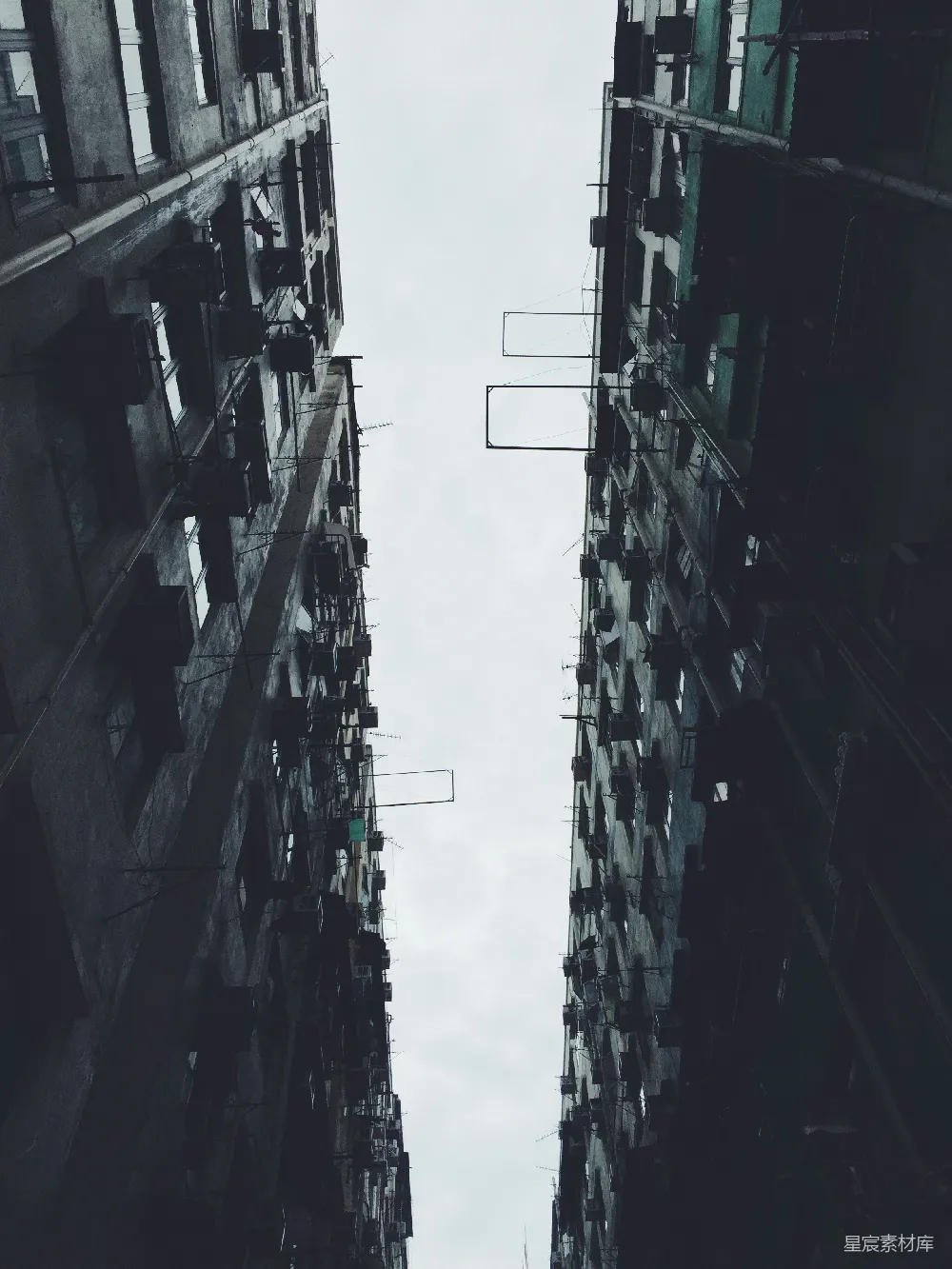 高清摄影  灰色混凝土公寓楼