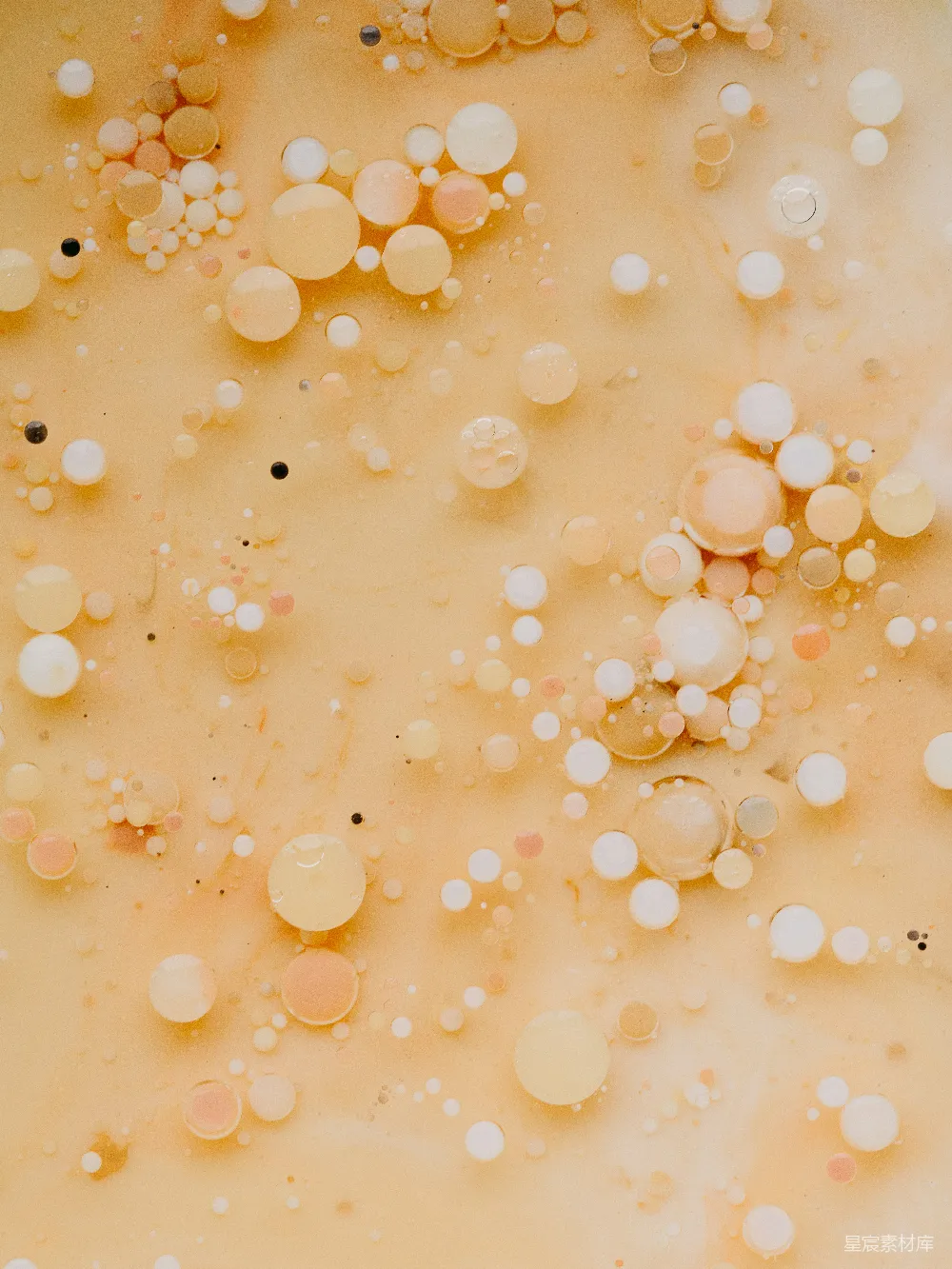 高清摄影  白色表面上的水滴
