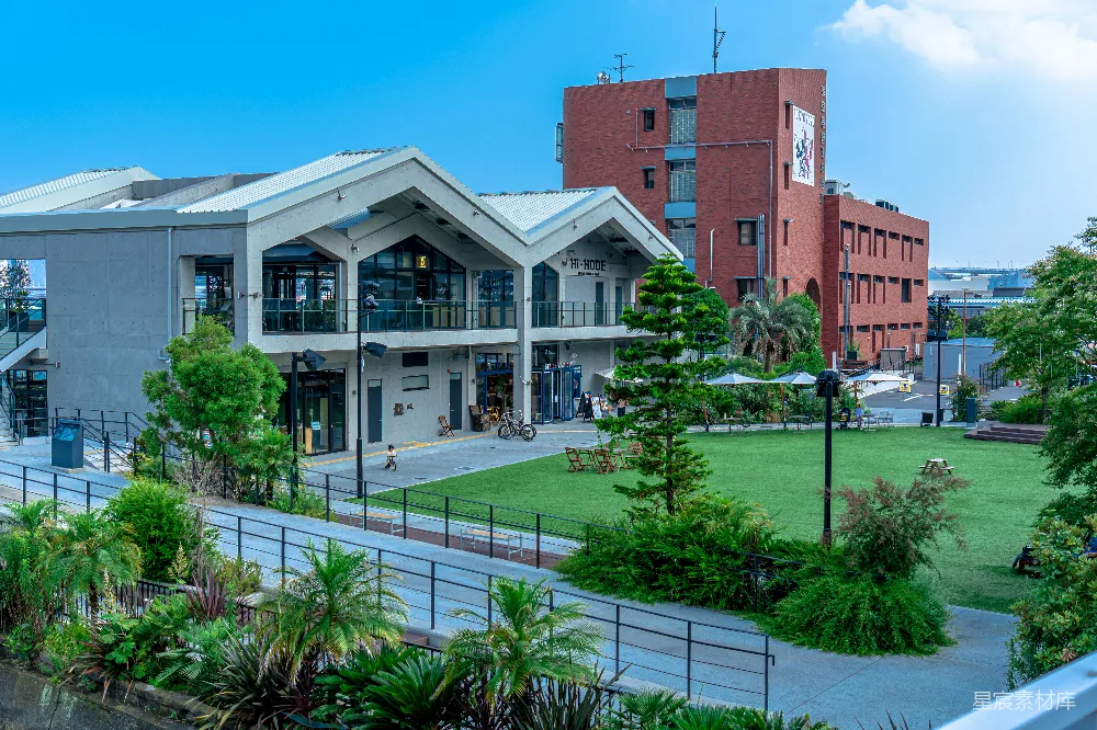 高清摄影  棕白相间的混凝土建筑