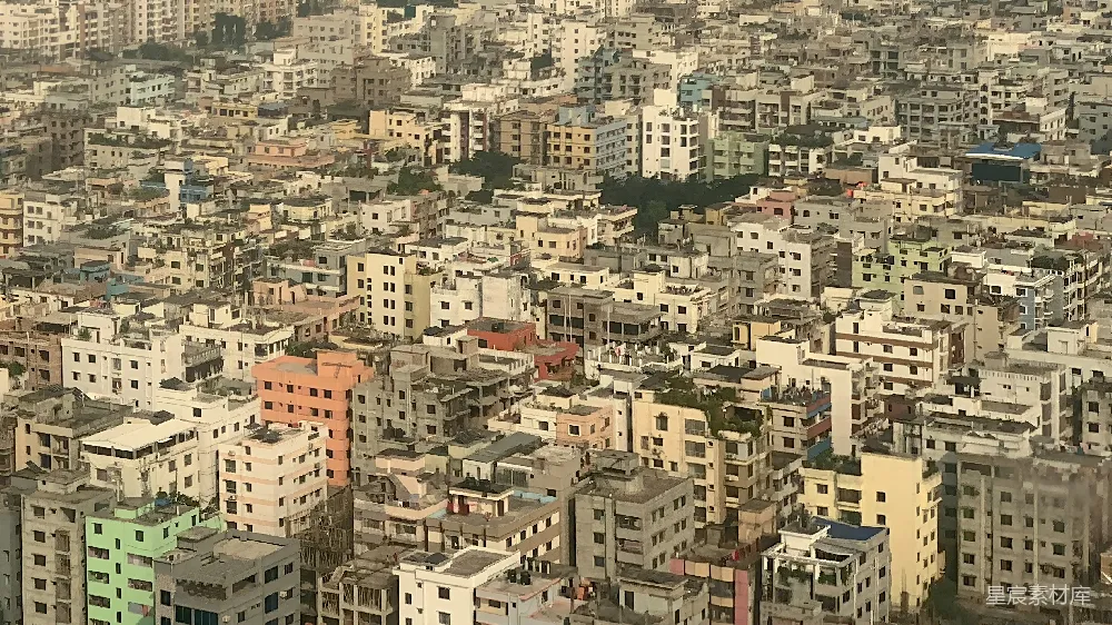 一座充满高大建筑的大型城市