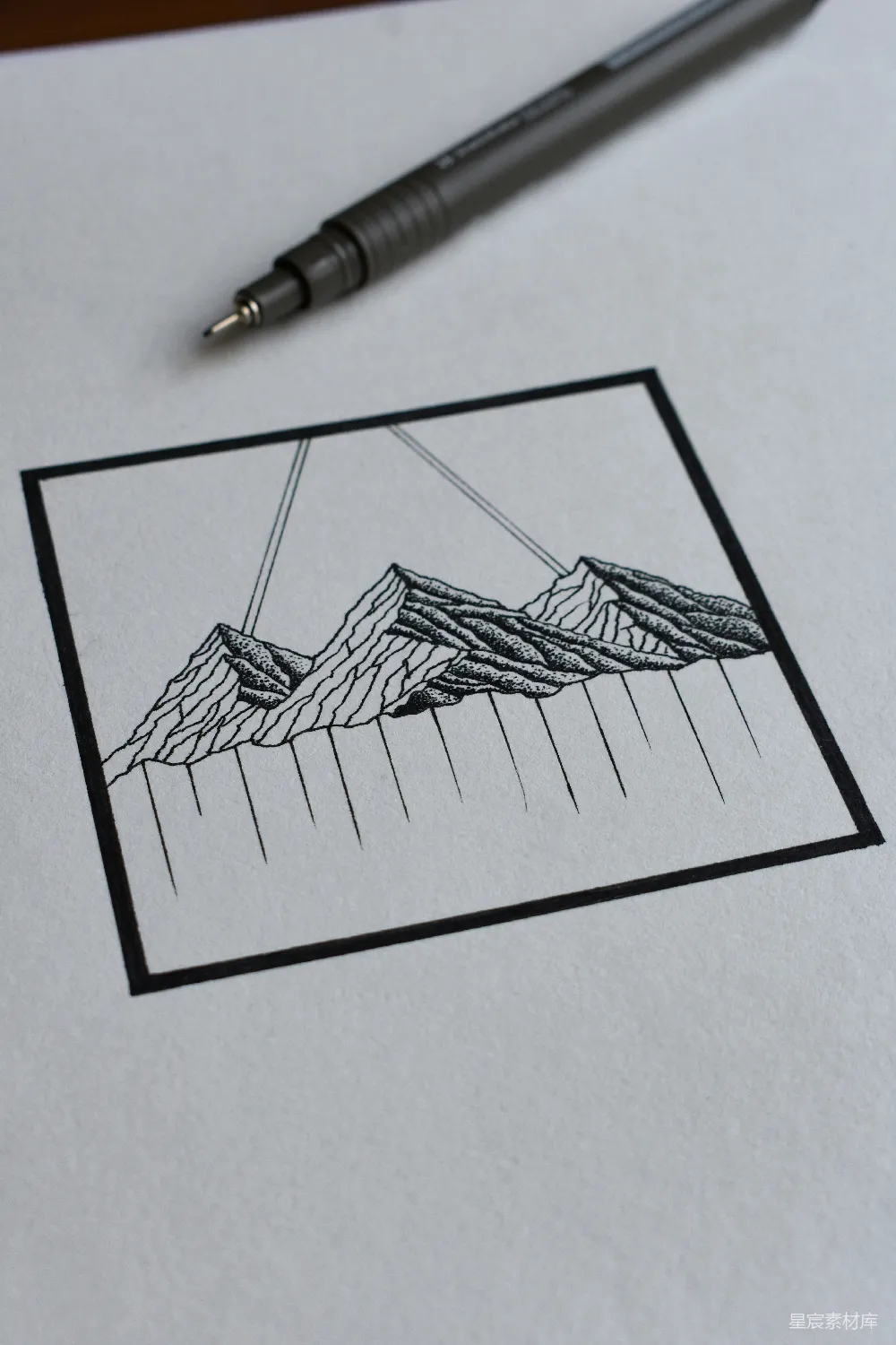 高清摄影  黑白素描在白纸上