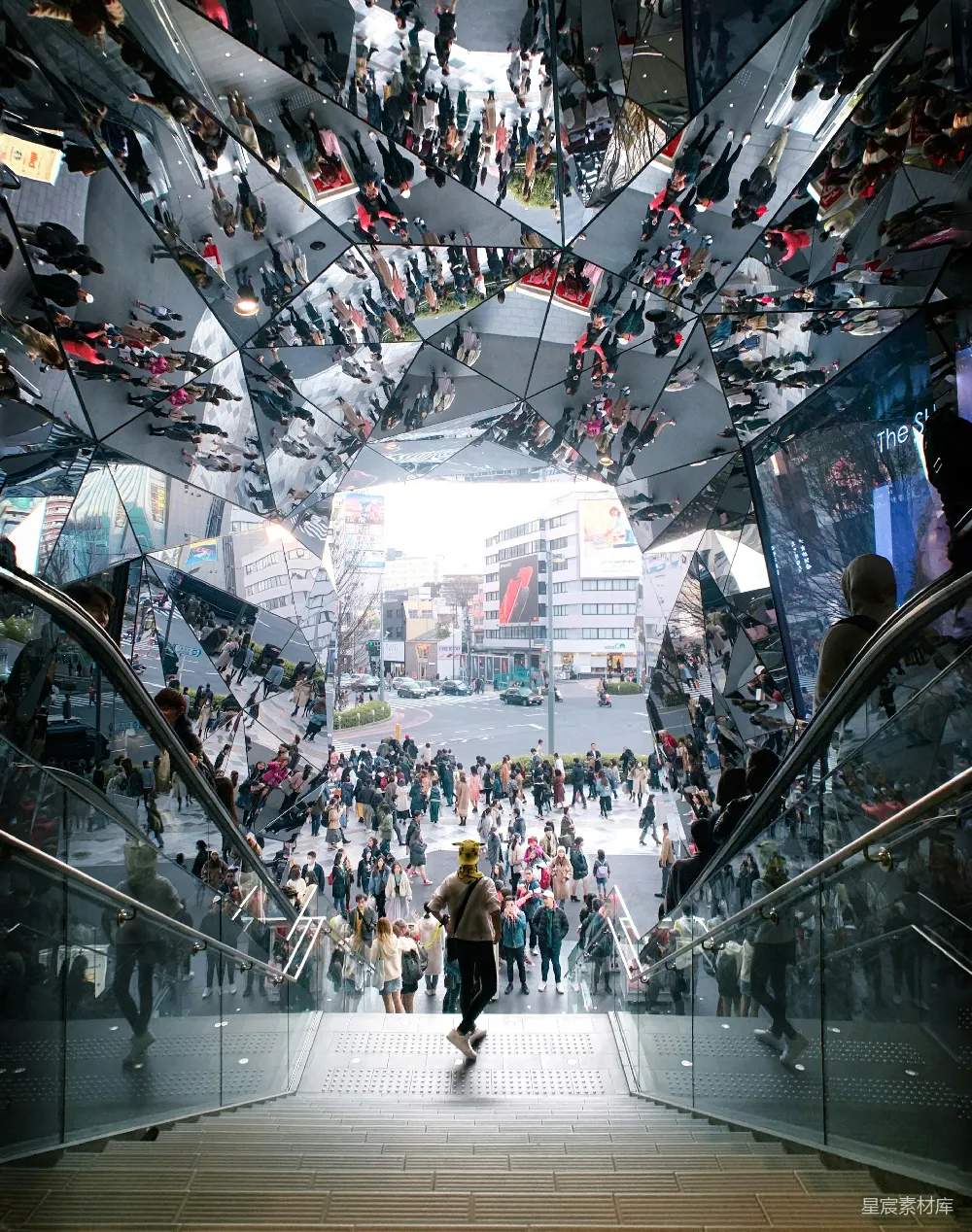 楼里的 people