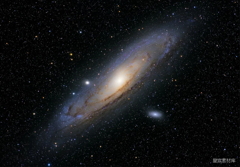 高清摄影  河女座星系与背景中的恒星