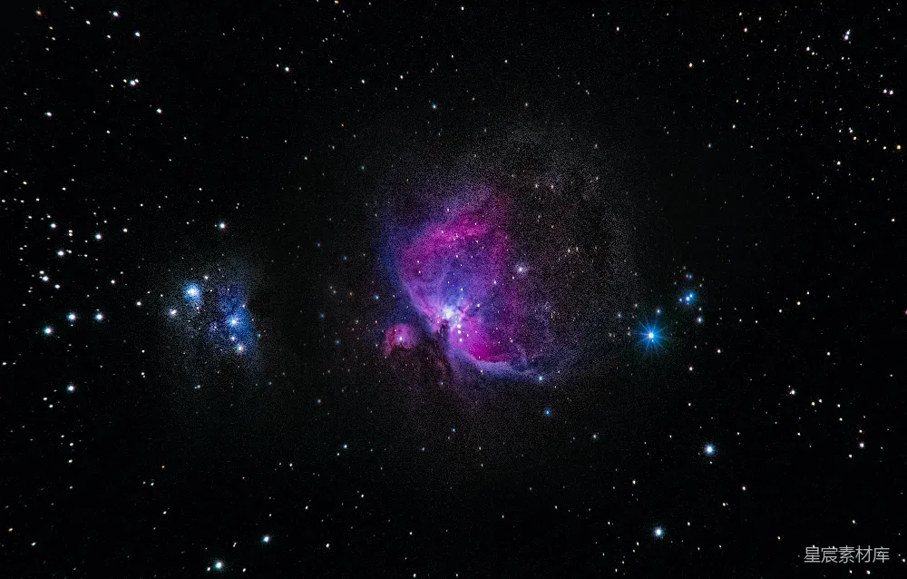 高清摄影  星云在星系中