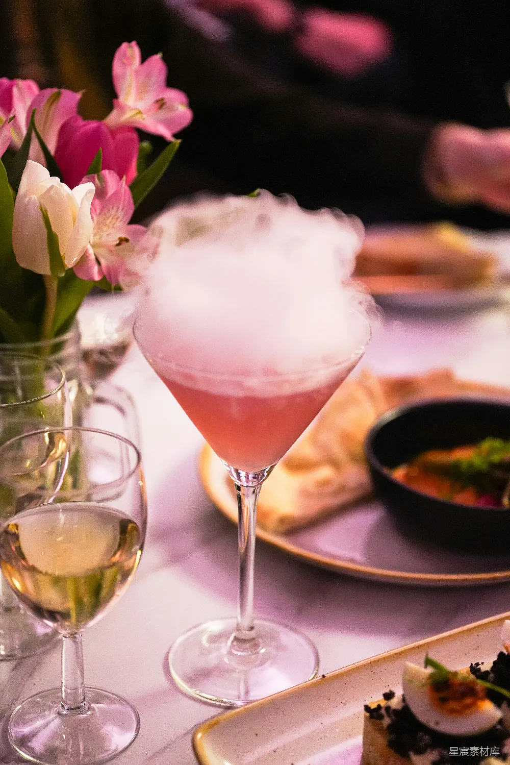 葡萄酒俱乐部的鸡尾酒
