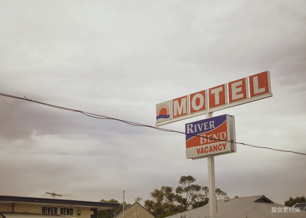 高清摄影  Motel River Bend Vacancy 标识