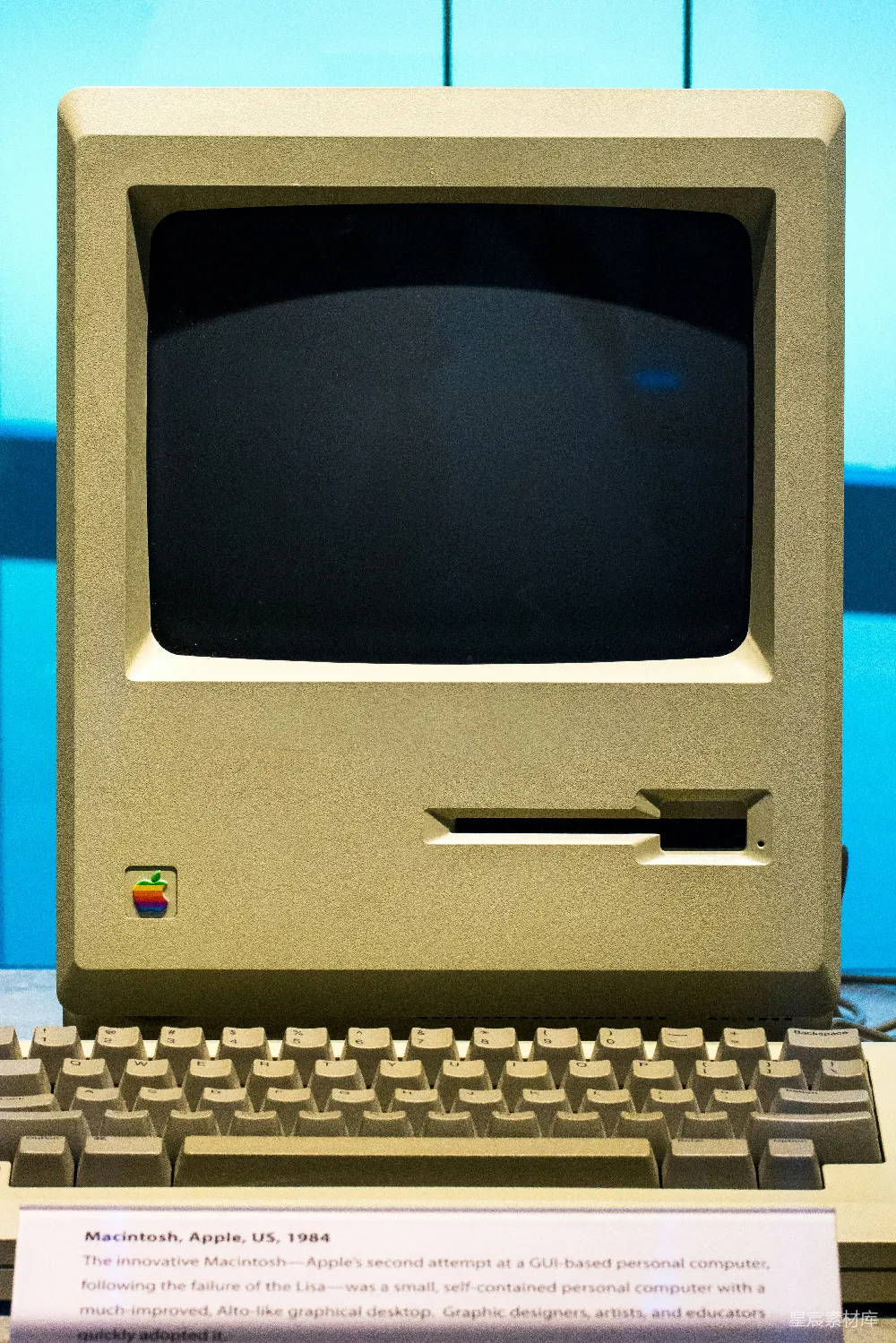 高清摄影  关闭了Macintosh显示器