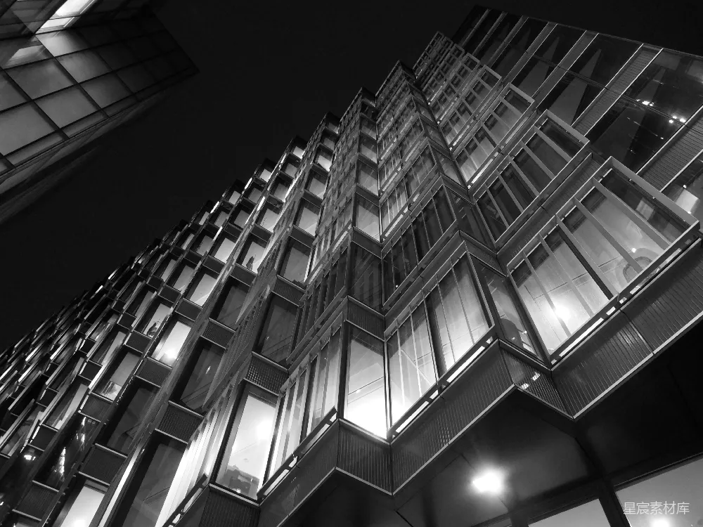 高清摄影  夜晚的黑白建筑