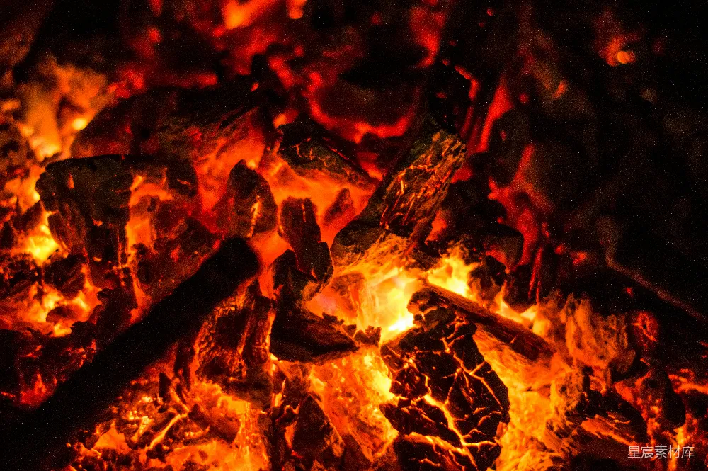 火的特写照片